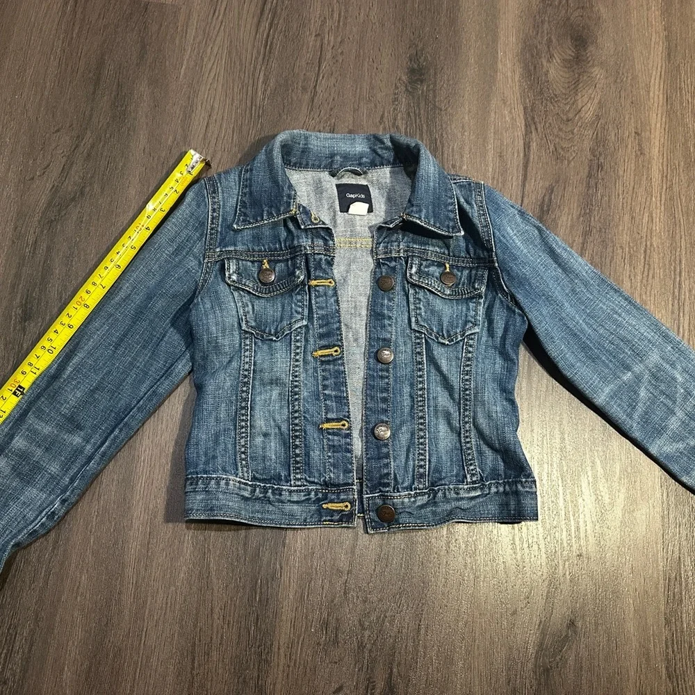 Girls Size 8 Blue Denim Trucker Jacket Classic Button Front